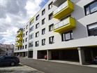 Pronájem bytu 2+kk s balkónem a parkovacím stáním v Pardubicích, Br. Veverkových