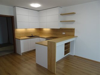 Pronájem bytu 1+kk s balkónem v Pardubicích, ul. Pod Vinicí